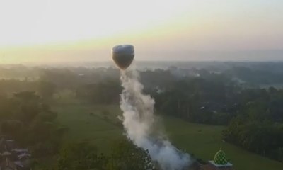 Meski Dilarang, Warga Ponorogo Masih Terbangkan Balon Udara