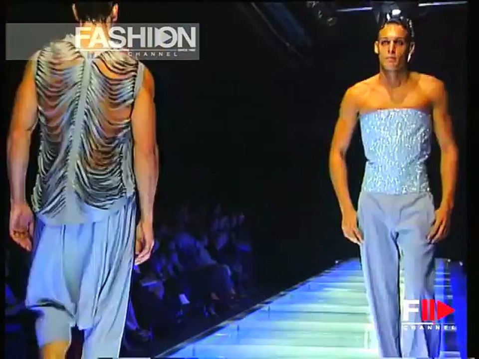 ALEXANDER MCQUEEN SS 1998 Paris 3 of 6 pret a porter woman