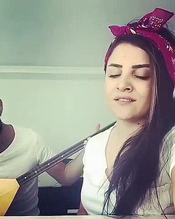 Tülay Maciran - Yalan Dünya Senin Neyen Güvenem 2017