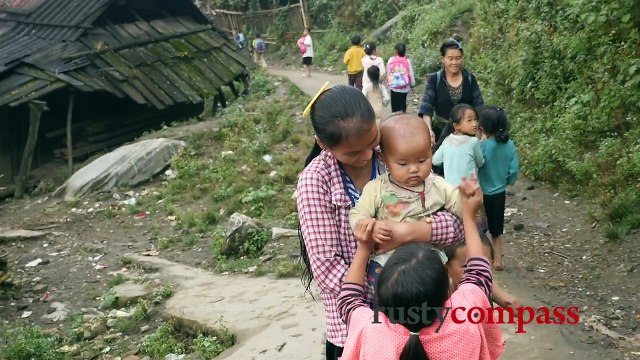 Sapa travel guide - walking and trekking in nearby villages