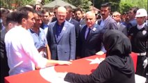 Van Aydın Ahi Son Yolculuğuna Uğurlanıyor