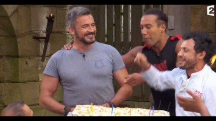 Fort Boyard 2017 : Olivier Minne fête ses 15 ans à la tête de l'émission (Vidéo)