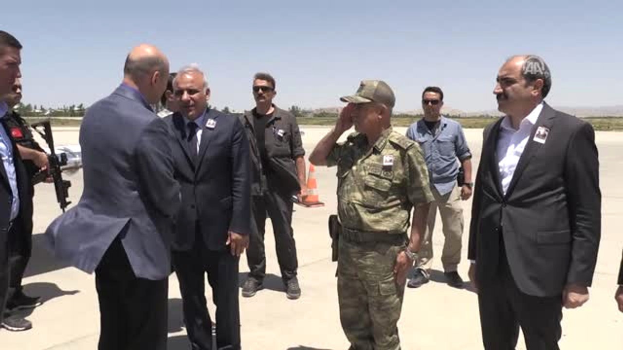 AK Parti Özalp Ilçe Başkan Yardımcısı Aydın Ahi'nin Cenaze Töreni (1)