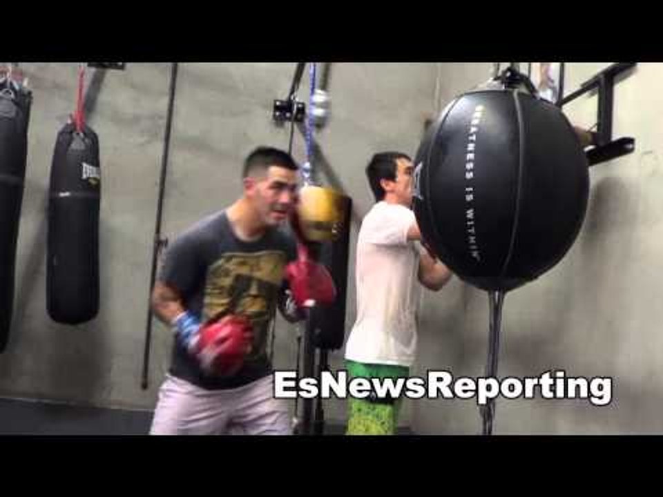 rios vs pacquiao brandon rios gettting ready to ko manny - EsNews Boxing