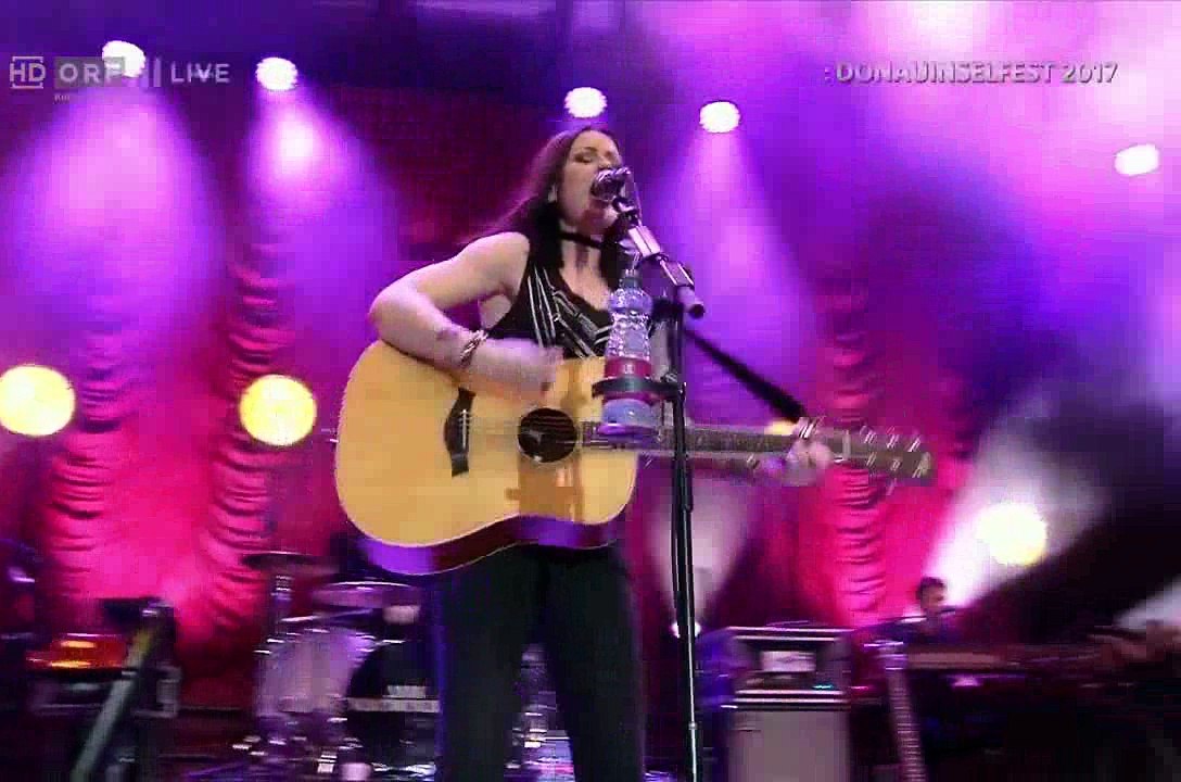 Amy Macdonald - Dream On (Live At Donauinselfest 06-23-2017)
