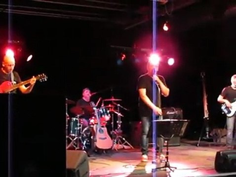 Pretty Woman by Rocking Billies