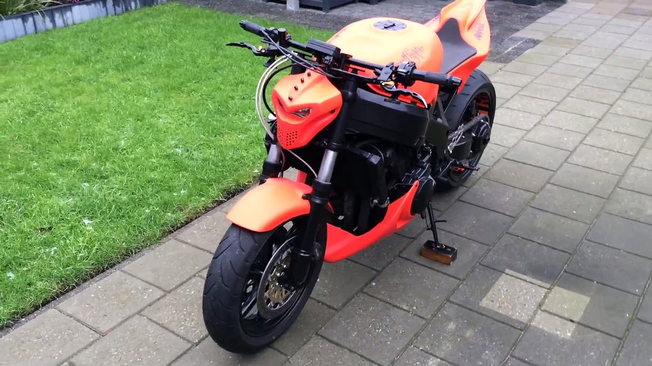 Honda Cbr 900 rr streetfighter