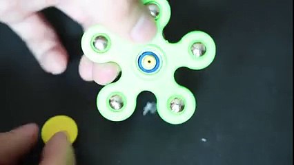 Làm con quay Fidget Spinner từ keo nến cực chất