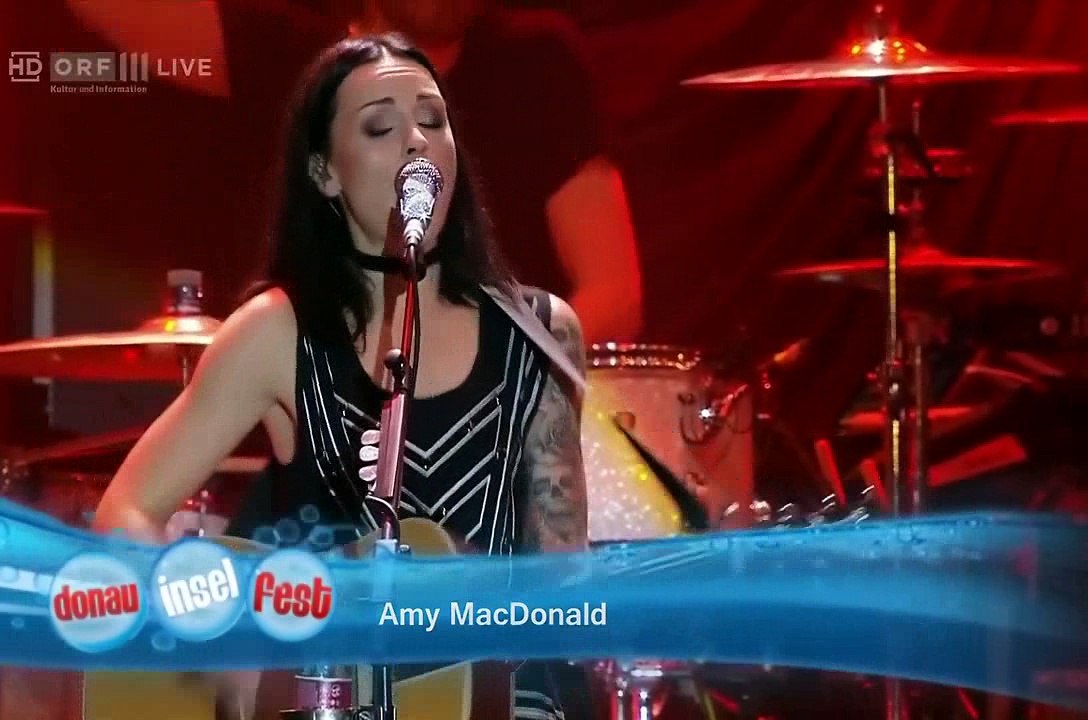 Amy Macdonald - Let's Start A Band (Live At Donauinselfest 06-23-2017)