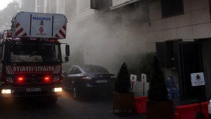 Fatih'te Korkutan Otel Yangını! Müşteriler Uykuda Yakalandı
