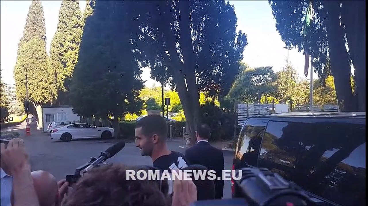 Gonalons arriva a Villa Stuart per sostenere le visite mediche