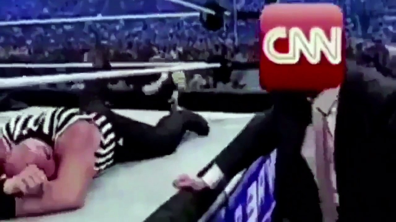 Trump défie CNN au catch
