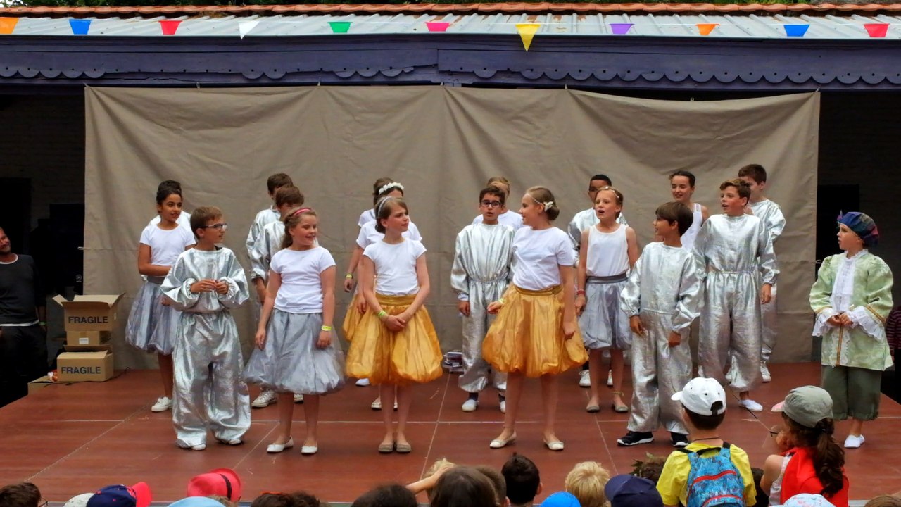 Chanson CM2 Saint-Denis Kermesse 24.06.2017