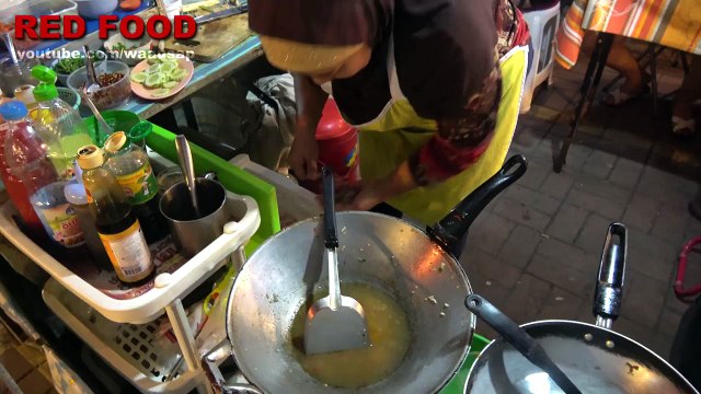 Halal Muslim Street Food Shrimps Seafood Egg Vegetable Soup Street food in islamic city