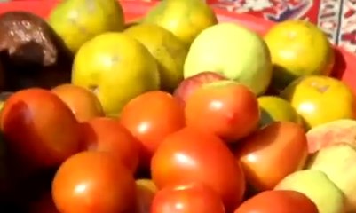 Tradisi Unik, Sawer Uang Receh dan Buah di Majalengka