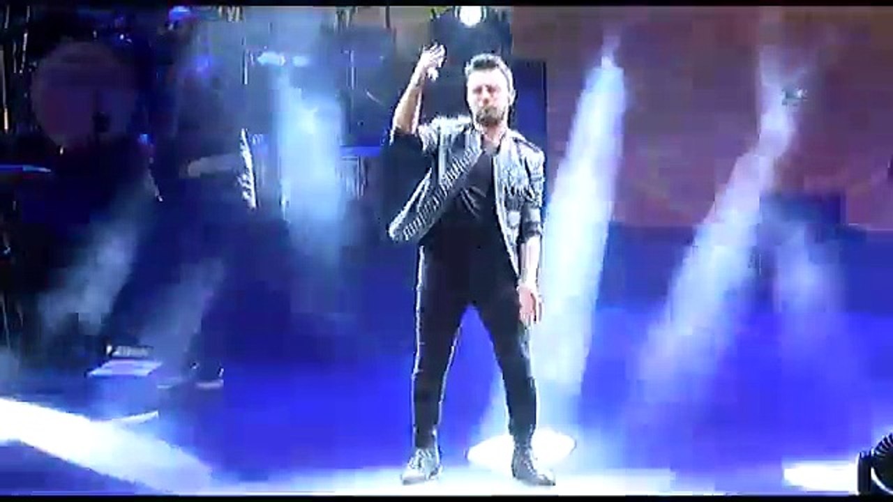 Megastar Tarkan Harbiye’yi Salladı