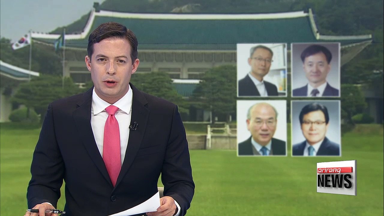 Pres. Moon newly names two ministers for trade and health, two heads for communications and financial services