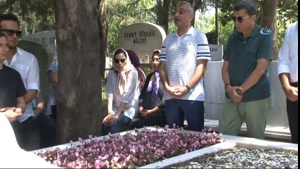 Kemal Sunal, Mezarı Başında Anıldı