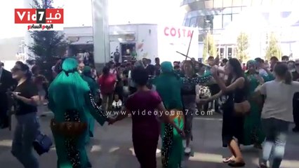 كازخستان تحتفل باليوم الوطنى لمصر على "أغنية علي رمش عيونها"