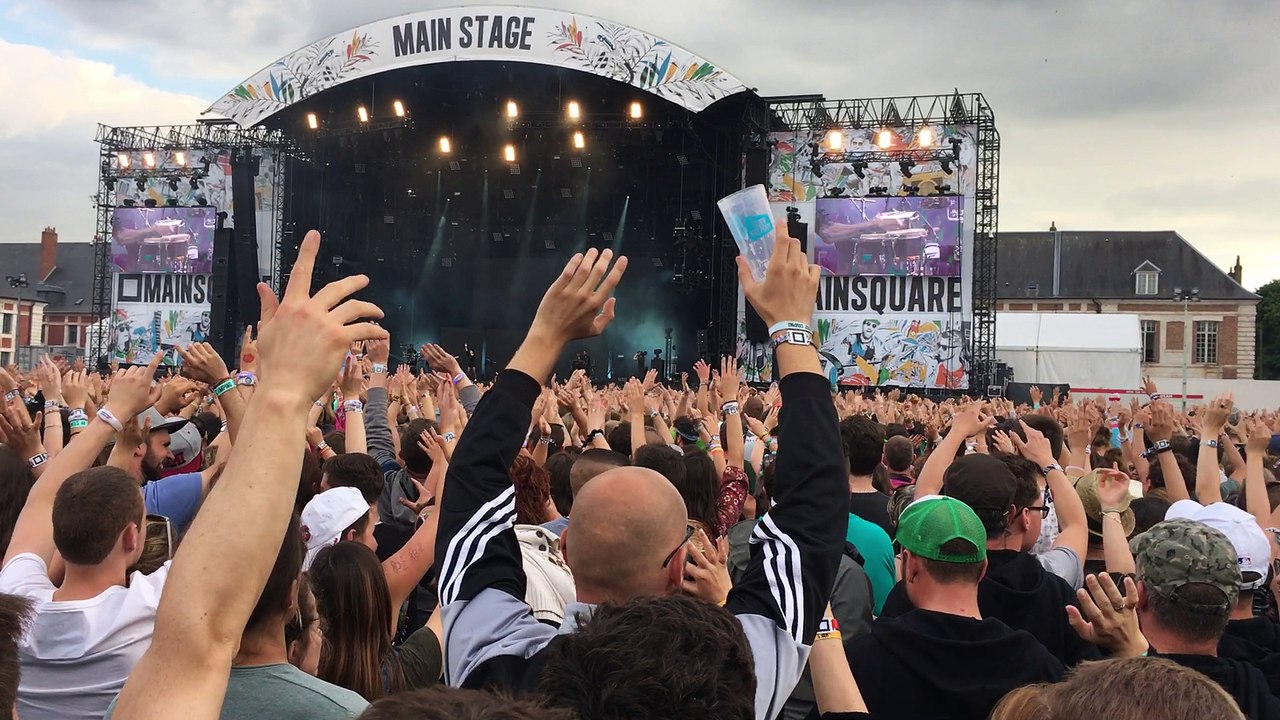 Jain @ Main Square 2017 Hope