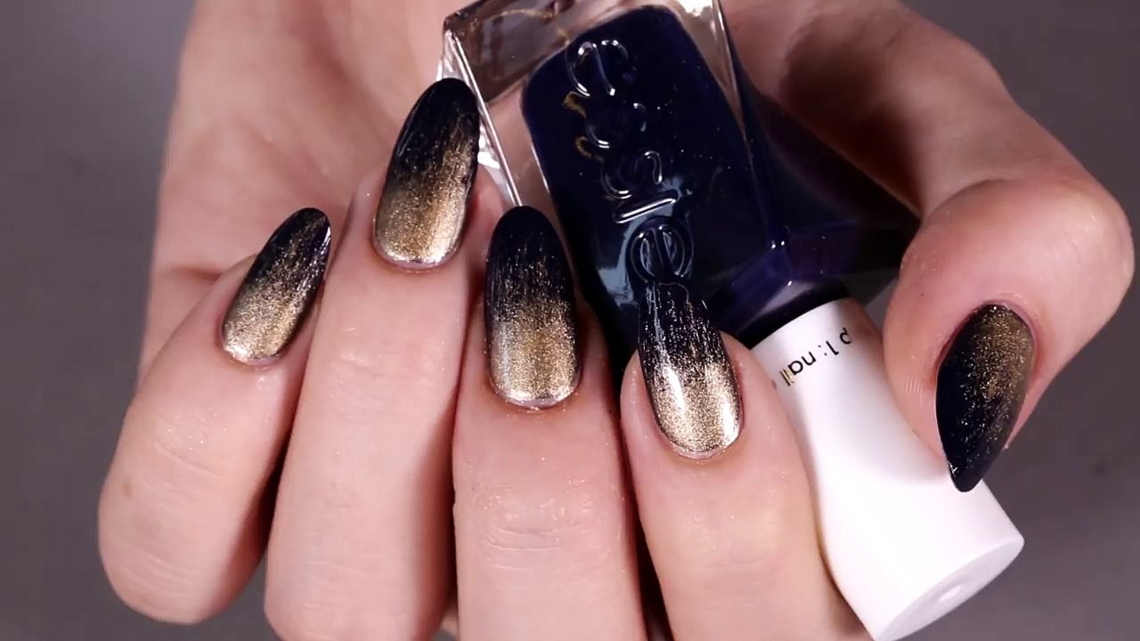 مناكير اومبري بظلال العيون | Ombré Nails Using Eye-shadow