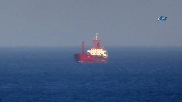 Yunan Sahil Güvenlik Botlarının Ateş Açtığı Türk Gemisi Marmaris'e Getiriliyor