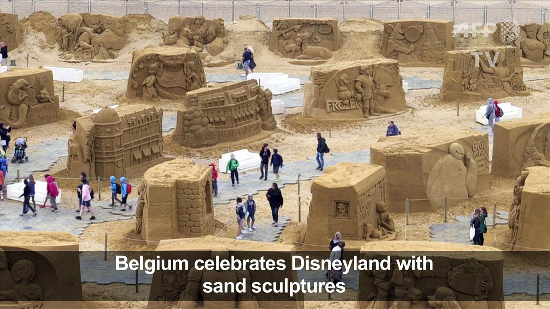 BELGIUM-ART-SCULPTURE-SAND-DISNEY