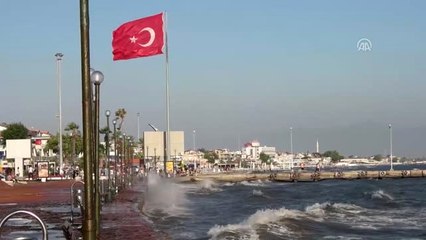 Edremit Körfezi'nde Kuvvetli Lodos
