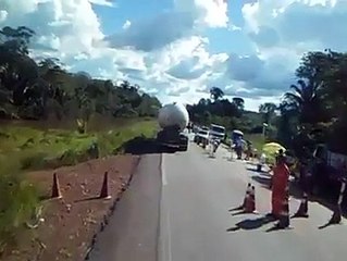 Pensa num caminhoneiro que tem disposição