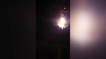 Yangına Iş Makinesi Götüren Tır, Lpg Tankeri Ile Çarpıştı