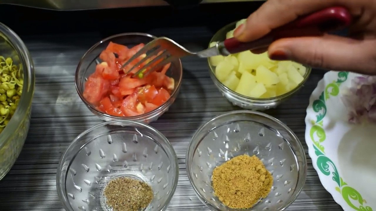 Dal Moth   How to make Sprouts Chaat Recipe   Delhi Famous Street Food   Tasty and Healthy