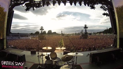 65 000 personnes chantent  « Bohemian Rhapsody »