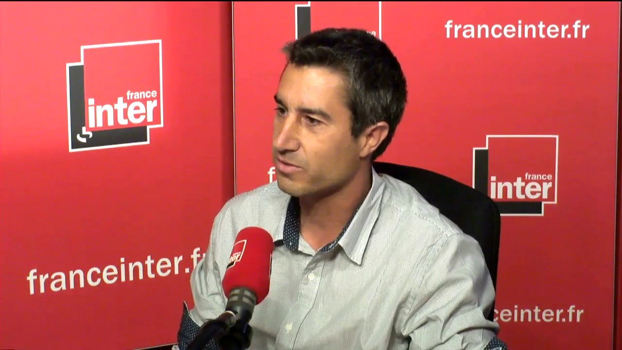 François Ruffin : "Je n'ai pas été élu pour aller écouter le Président soleil à Versailles quand il me sonne."