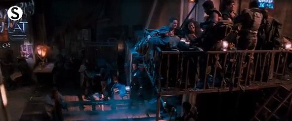 Demolition Man Rat Burger Scene