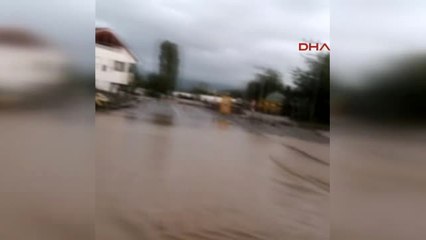 Yalova'da Aşırı Yağışlar Sele Neden Oldu