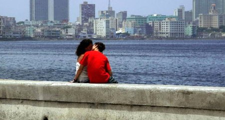 Küba'da Sevişmek İsteyen Çiftlere Saatlik Oda Kiralama Sistemi Geri Dönüyor