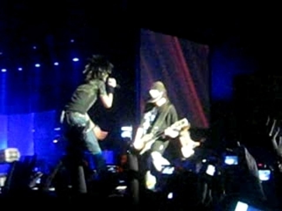 Tokio Hotel à Nantes Bill danse pdt Vergessene Kinder