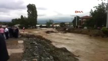 Yalova'da Aşırı Yağışlar Sele Neden Oldu