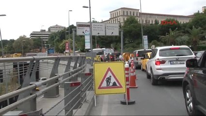 Şehitler Tepesi"Nde Onarım Çalışması