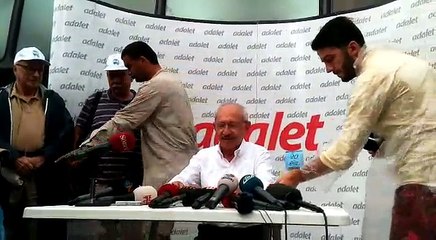 Kemal Kılıçdaroğlu Adalet Yürüyüşü'nün 20. Gününde Açıklamalarda Bulunuyor