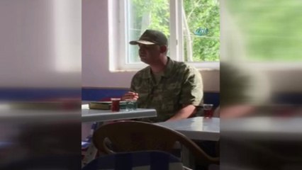 Mehmetçik AK Parti'li Yöneticinin Taziyesinde Ağlattı