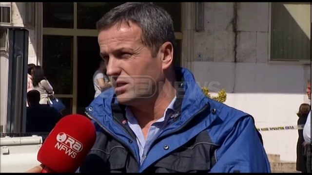 Tirane - Goxhaj për Ora News: Zjarri në katin e tretë nëntokë të Bibliotekës