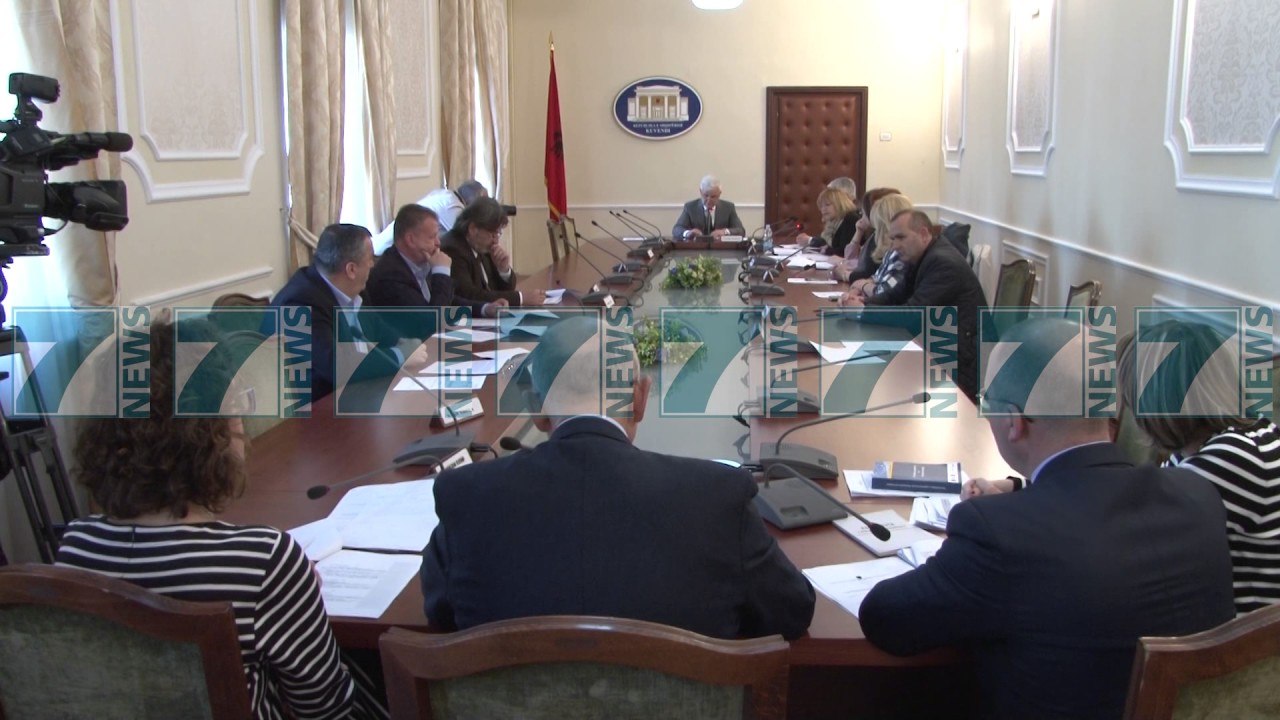 PS DHE LSI PERPLASJE NE KOMISIONIN E LIGJEVE - News, Lajme - Kanali 11