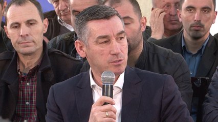Kadri Veseli takon përfaqësues të bizneseve në Gjakovë - Lajme