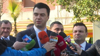 BASHA,DREKA E TRETE BRENDA PAK DITESH ME AMBASADORET, I SQARON PER PROTESTEN DHE KERKESAT E OPOZITES