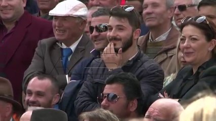 Нишани ги декретираше новите министри на Албанија