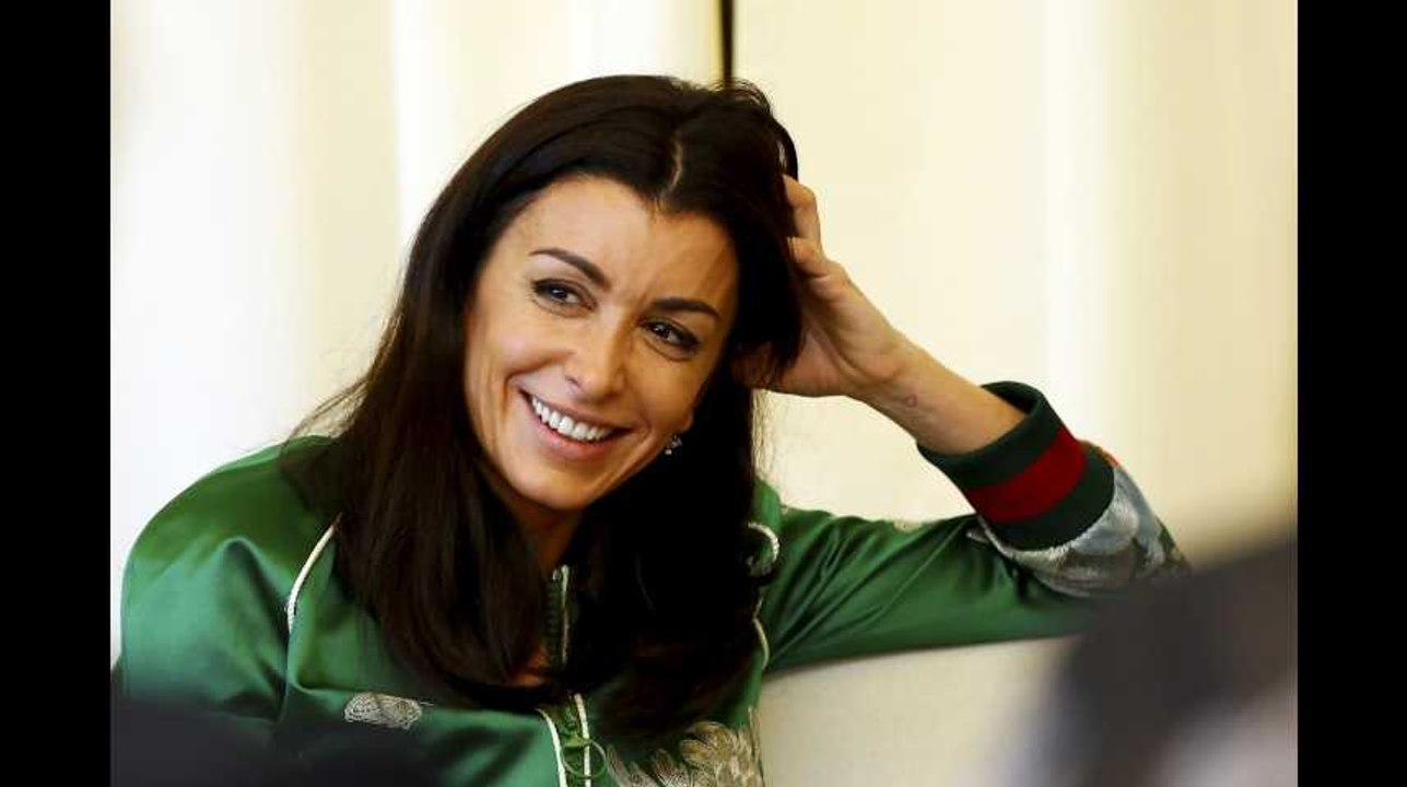 Jenifer prête à arrêter la musique ? La chanteuse change de manager