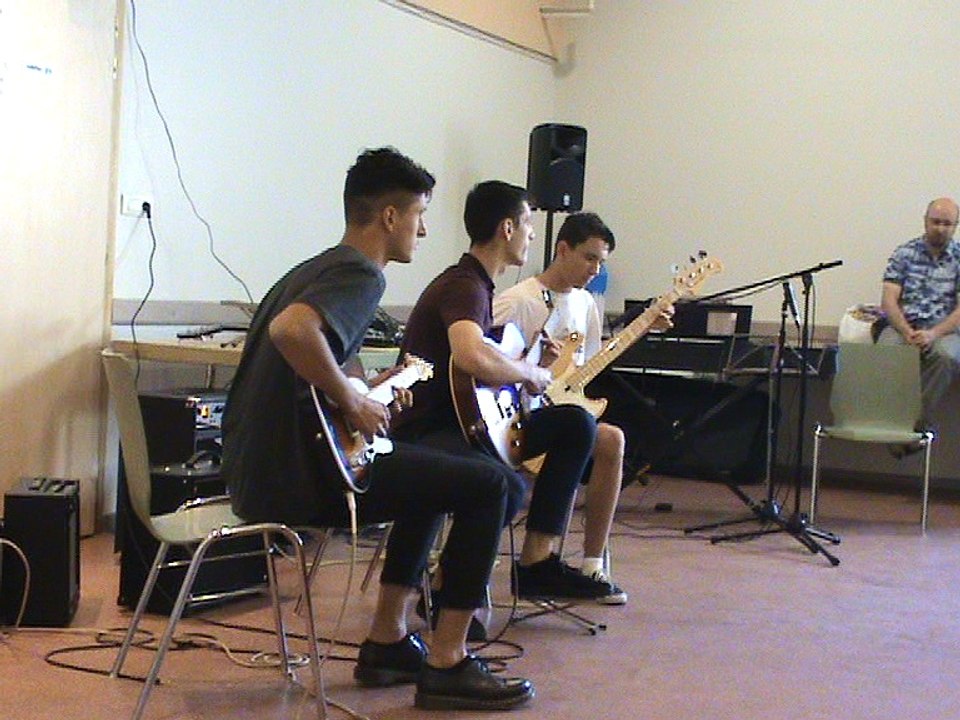 M2U02379 trio d'eleves Take five de Dave Brubeck