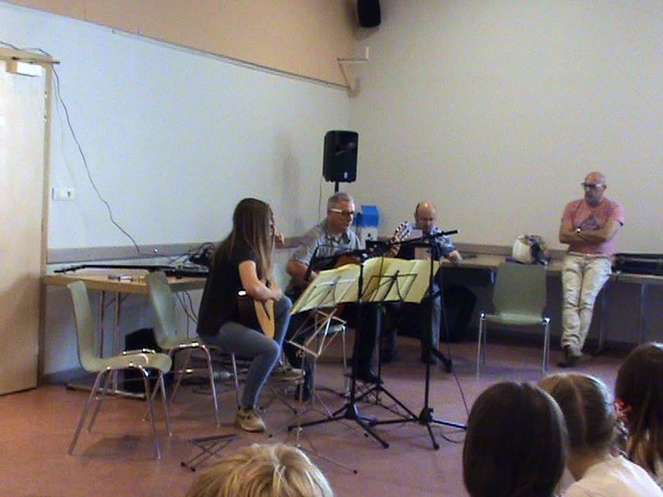 M2U02392 trio guitare classique et piano Sweet home Alabama