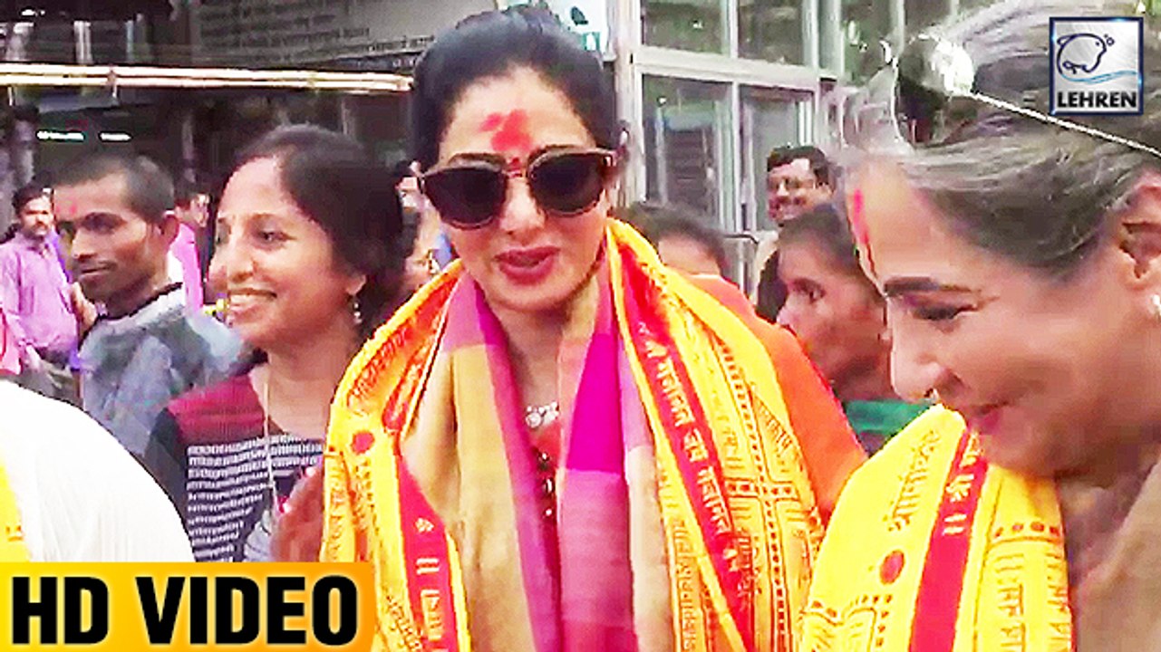 Sridevi Visits Siddhivinayak Temple To Seek Blessings For MOM